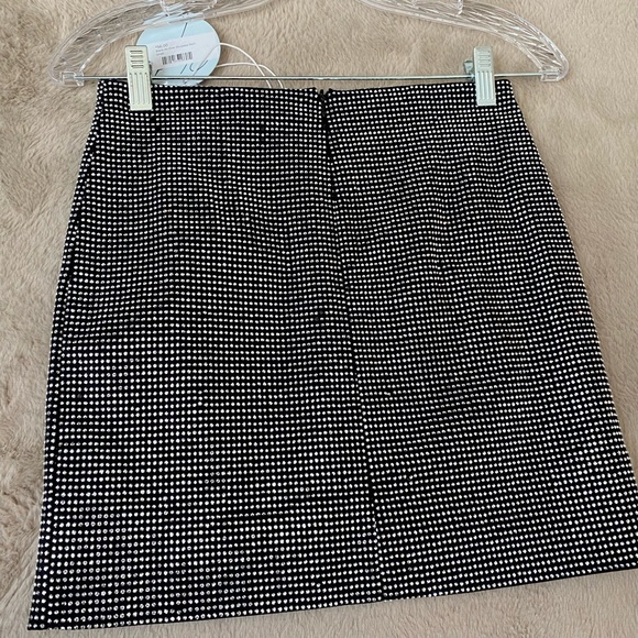 Cloud ten sequin mini skirt. - Picture 6 of 6